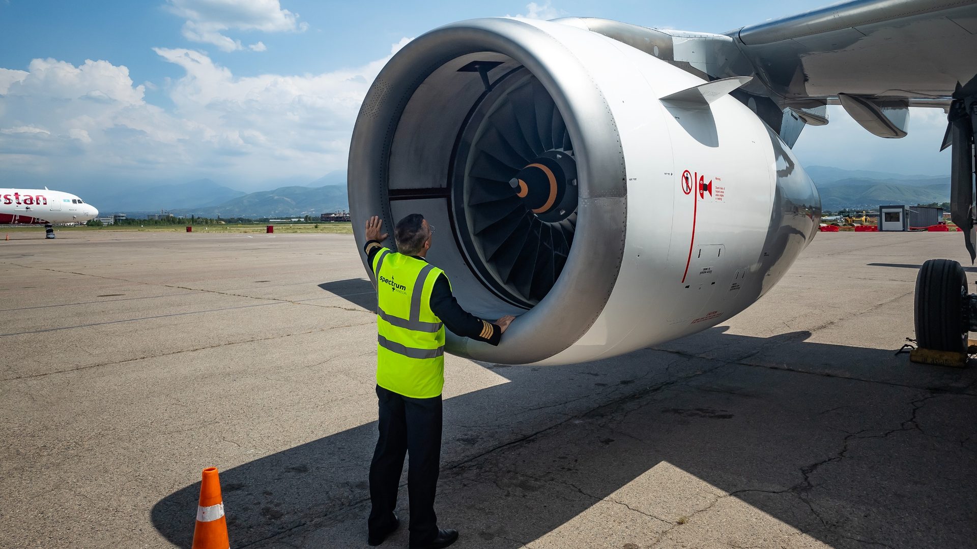 Spectrum Aviation crew inspecting an engine during a pre-purchase inspection